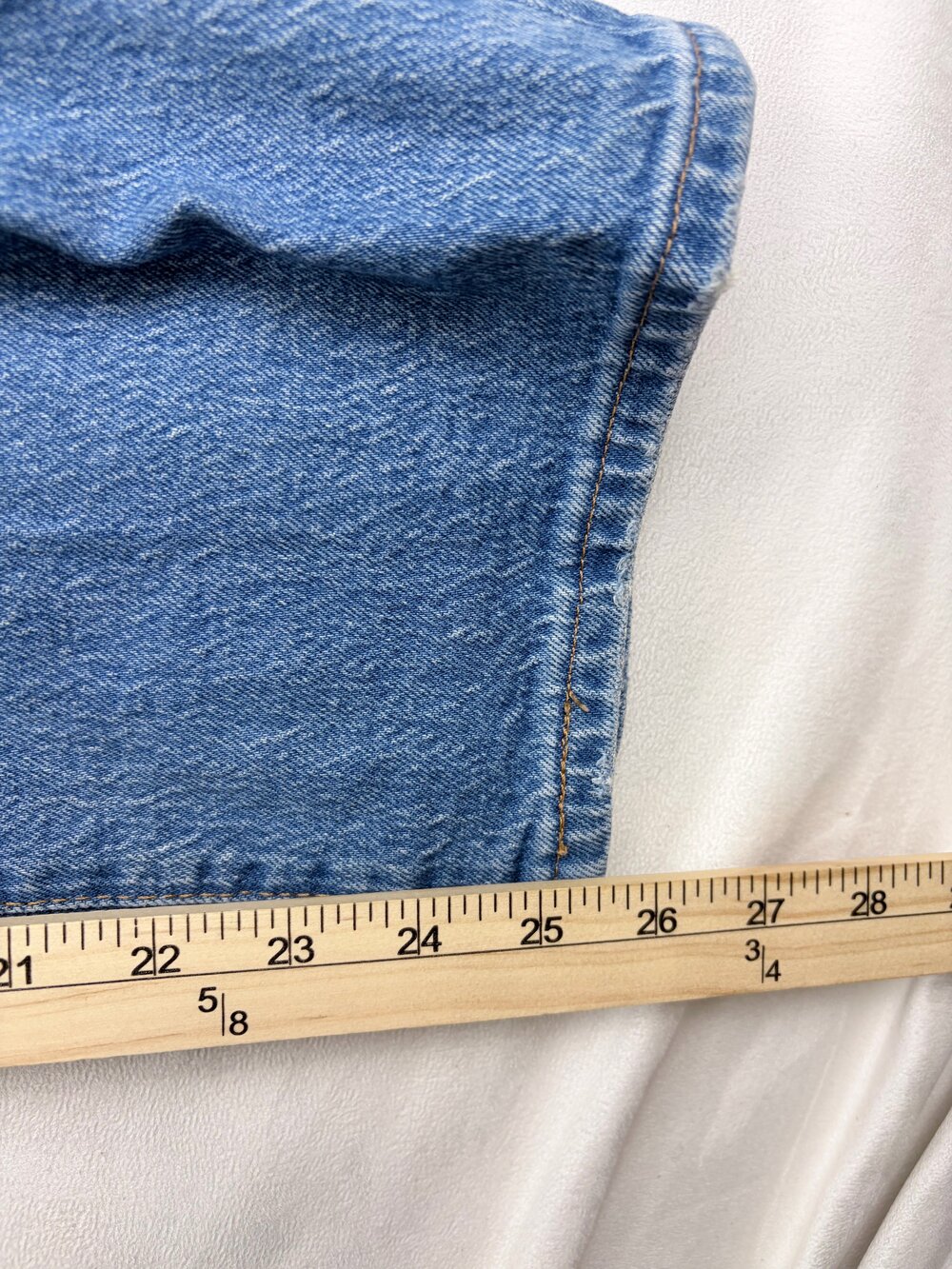 Levi's Ribcage Straight Jeans Size 26 High Rise Multi-Button - Picture 8 of 13